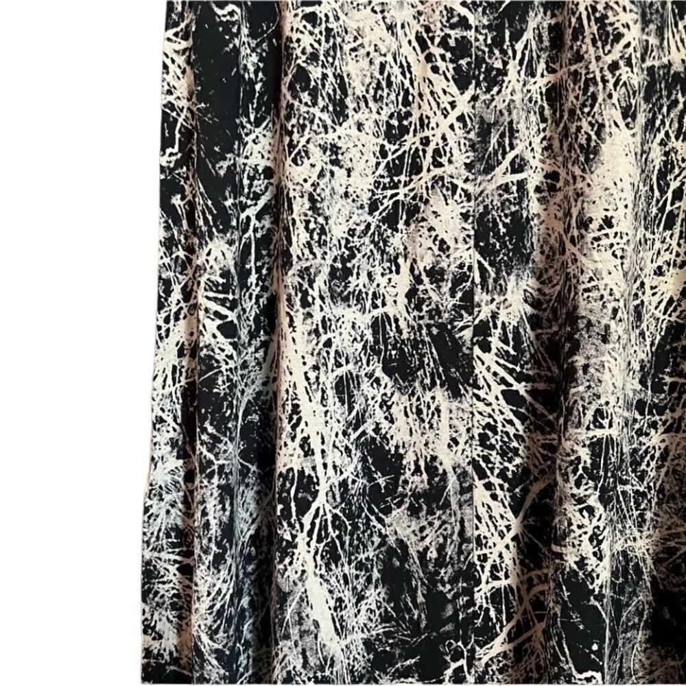 ‎3 for $30! Patterned maxi skirt - Picture 4 of 7